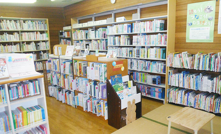 郡上市図書館 めいほう分室 内観